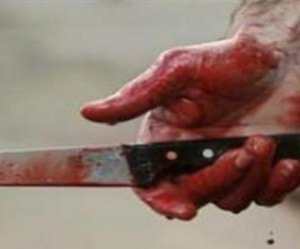 Horrible crime à El Mourouj : Une étudiante égorgée La banlieue El Mourouj, a été samedi soir le théâtre d’un crime odieux qui ouvert la porte à de nombreuses spéculations.
