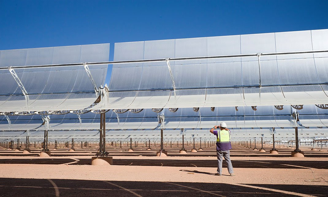 Le Maroc construit la plus grande centrale solaire du monde pour fournir en électricité la moitié du pays dès 2020
