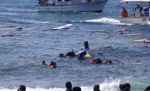 Kerkennah : Naufrage de l’embarcation des migrants : Le bilan s'alourdit encore 22 corps ont été repêchés depuis l’arrivée des premiers secours sur le lieu du naufrage. 90 personnes sont encore disparues