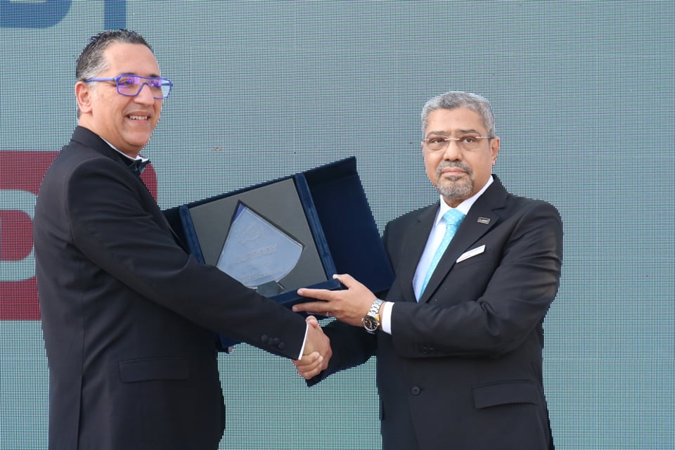  M. Karim Tajer, directeur général de Tdiscoun et M. Ibrahim El Araby, président du groupe El Araby