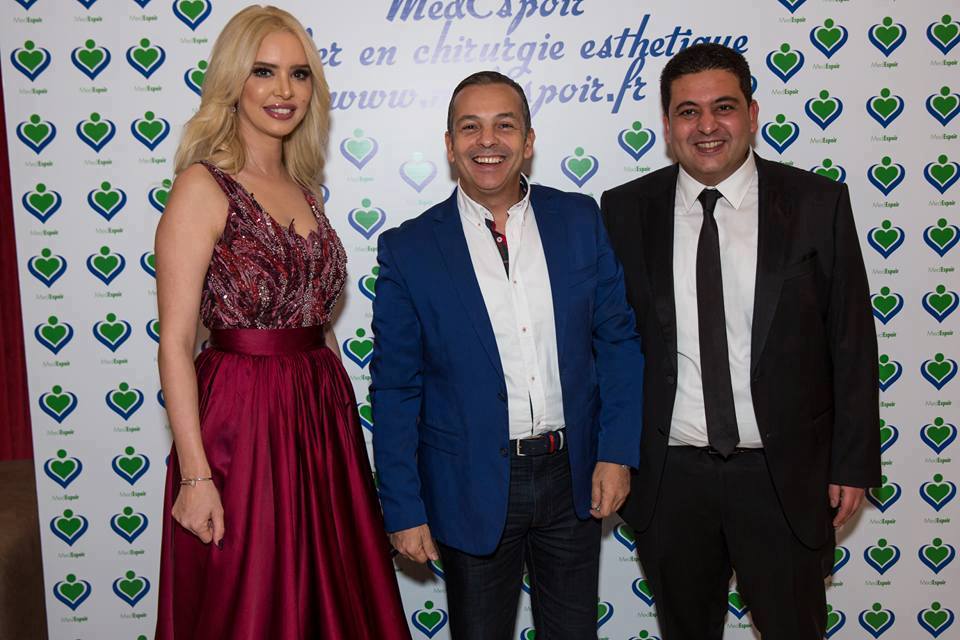 Aicha Othman avec le journaliste sportif Adel Bouhlel et Aymen Boujbel