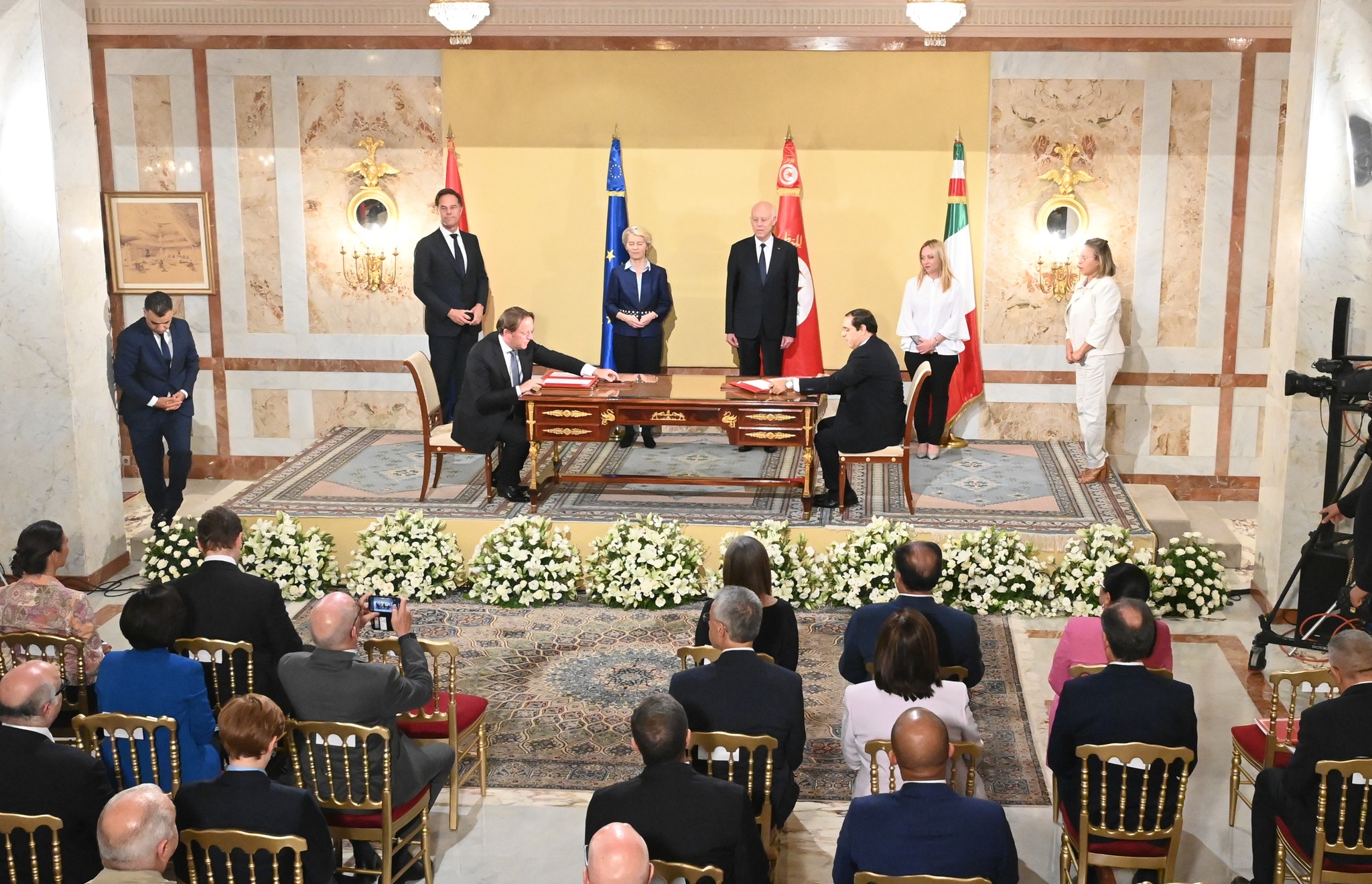 Tunisie-UE : Les signataires de l’accord, l’absence remarquée du MAE Nabil Ammar