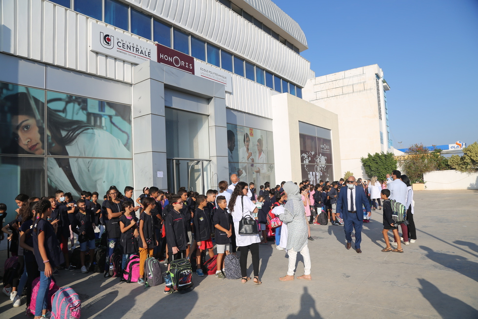 Effondrement d'un toit d'une école au Kram: L’Université Centrale accueille les élèves
