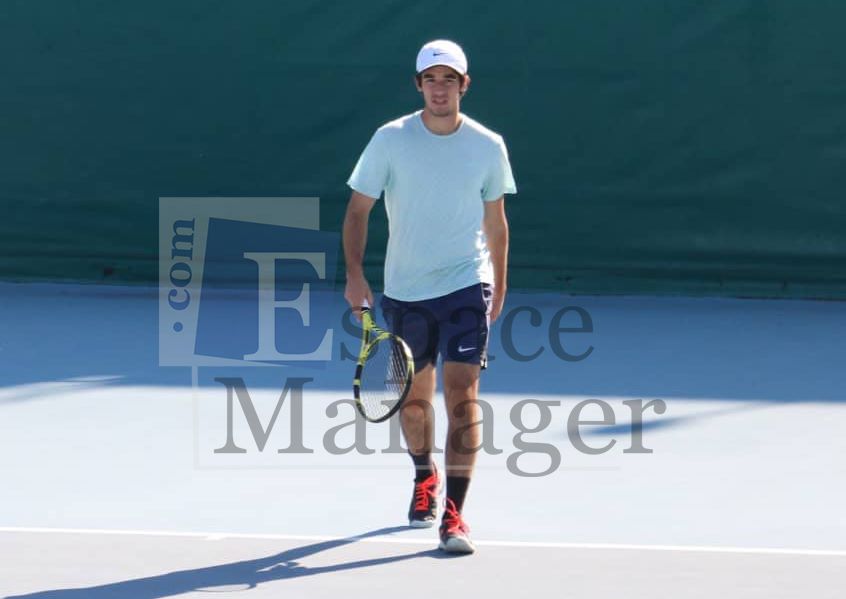 Le tennisman israélien Aaron Cohen au tournoi international junior de Tunis.