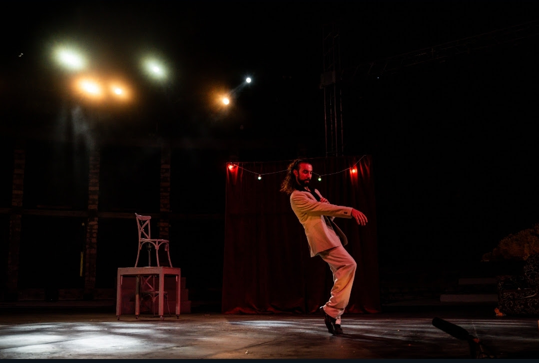 *Arboune" d'Imed Jemâa fait vibrer l'amphithéâtre de Hammamet