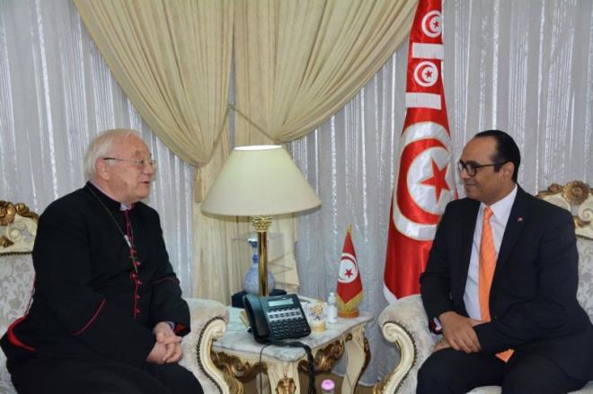 Le ministre des Affaires religieuses reçoit l’Archevêque de Tunis
