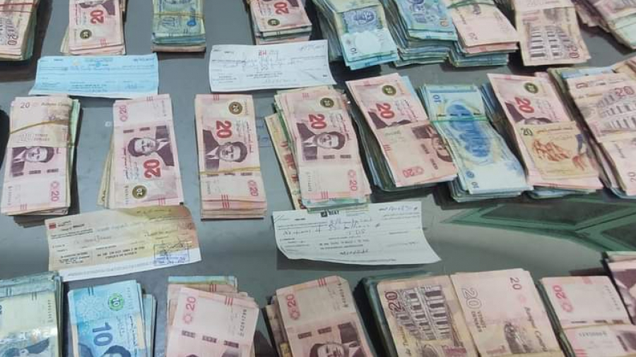 Près de 8600 millions de dinars transférés par les Tunisiens à l'étranger
