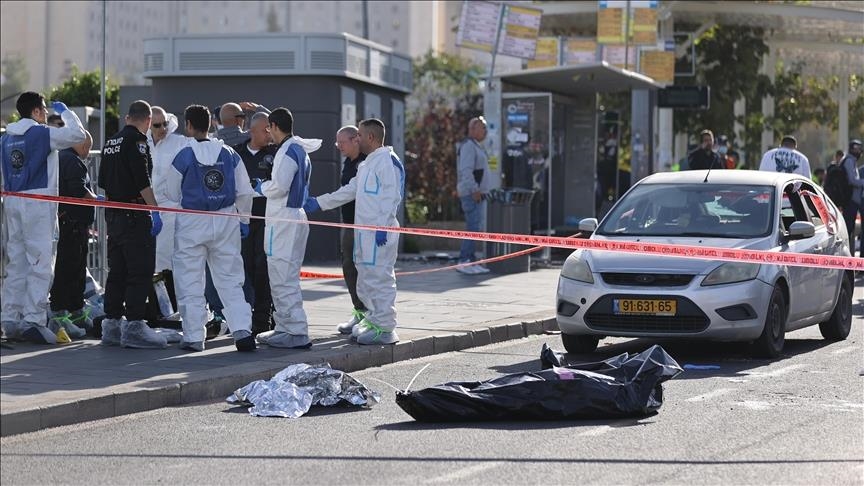 Une attaque fait trois morts à un arrêt de bus à Al-Qods occupée