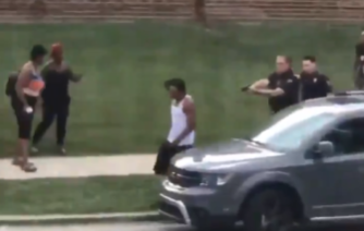 Nouvelle bavure aux USA: Un policier tire sept balles dans le dos d’un Noir