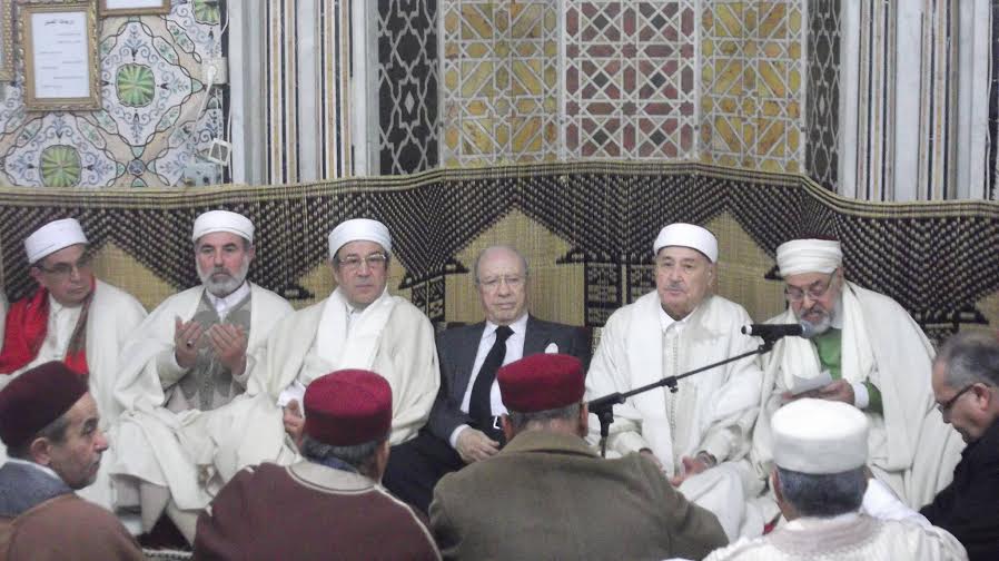 Béji Caïd Essebsi au mausolée Sidi Belhassen Chedhly