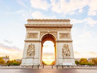 Tourisme : Paris, redevient la destination la plus recherchée selon Booking.com