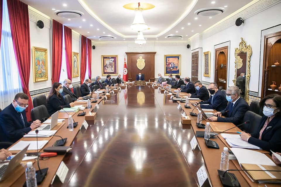 Tunisie: le conseil des ministres adopte des lois et des décrets à caractère économique