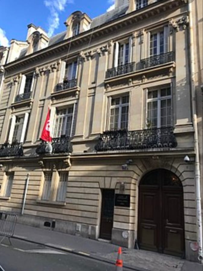 Coronavirus: Fermeture du consulat général à Paris