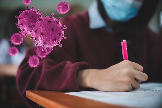 Tunisie: 67 candidats atteints du coronavirus passent le bac en confinement