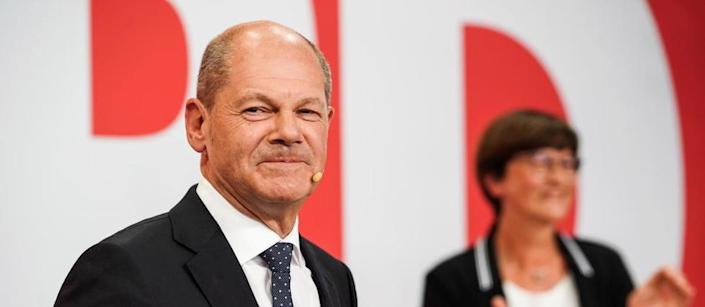 Allemagne-élections: Le Parti de Merkel battu par le Parti social démocrate