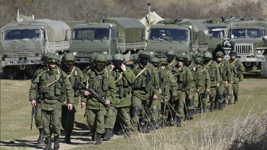 Signe de désescalade: Départ des forces russes de Crimée