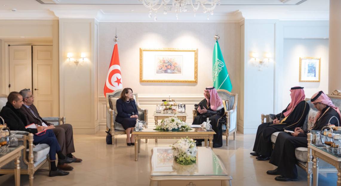 Fatma Thabet Chiboub rencontre à Riyad le ministre saoudien de l'Industrie et des Ressources minières