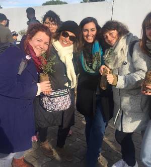 300 arbres plantés au village SOS Gammarth