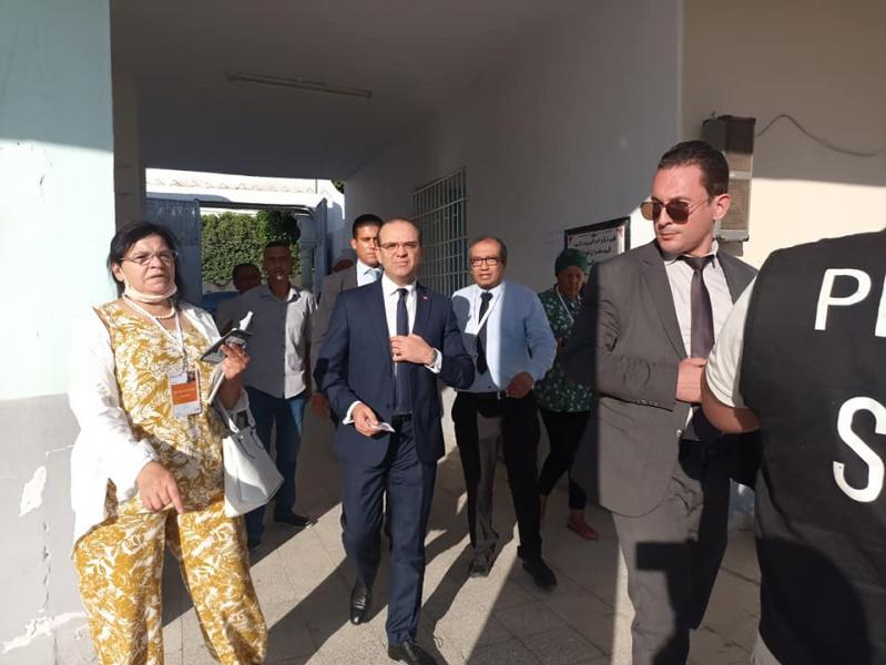 Les premiers chiffres de la participation au référendum à l'intérieur