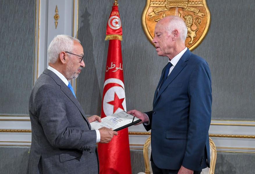Rached Ghannouchi remet au président de la République le nom du chef du gouvernement désigné