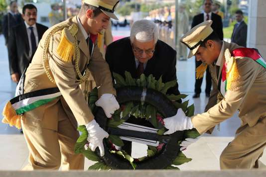 Les Palestiniens commémorent le 14è anniversaire de la mort de Yasser Arafat