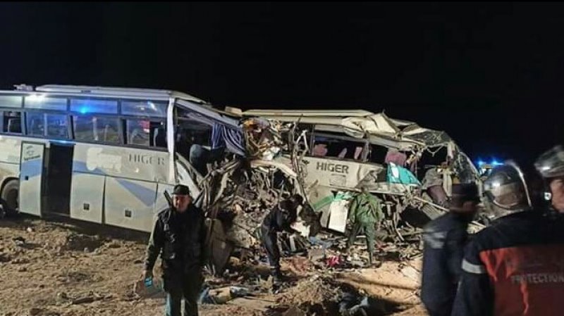 Algérie : Au moins 12 morts et 46 blessés dans une collision entre deux bus