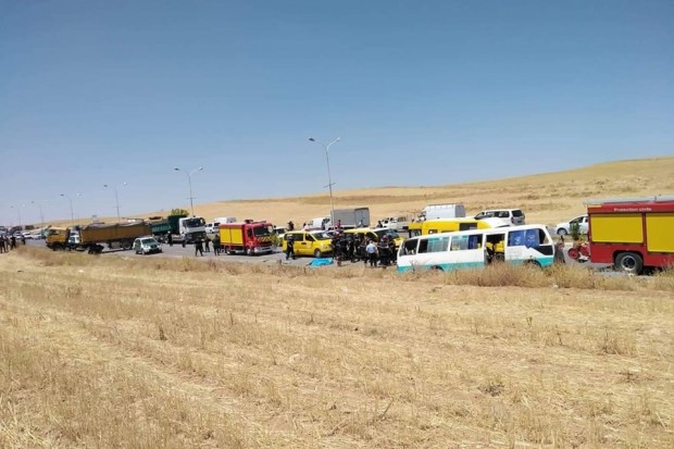 Algérie : collision entre un bus et une semi-remorque fait 9 morts