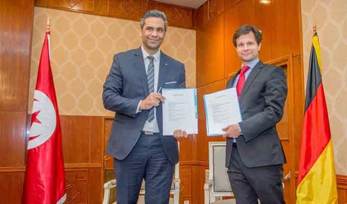 Signature d’une convention entre le ministère de l’Emploi et GIZ