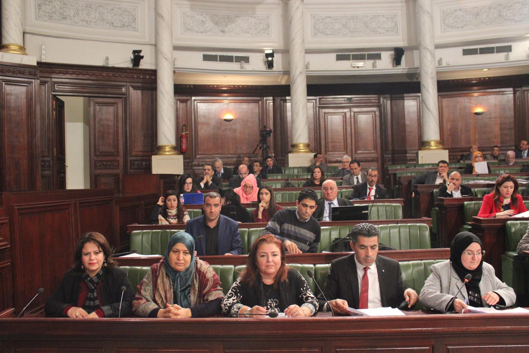 Enfin, le projet de loi relatif aux élections municipales et régionales adopté