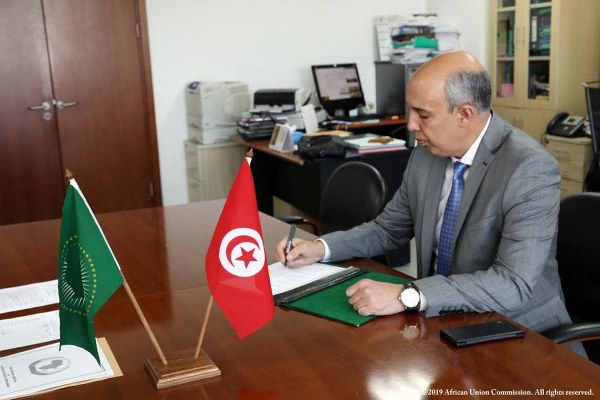 La Tunisie désire abriter le siège de l’Agence africaine des médicaments