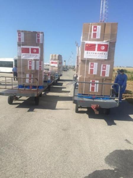 Arrivée d’une nouvelle cargaison d’aide médicale en provenance de Chine