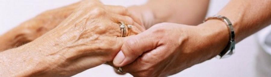 L’OMS lance une application numérique pour améliorer les soins aux personnes âgées
