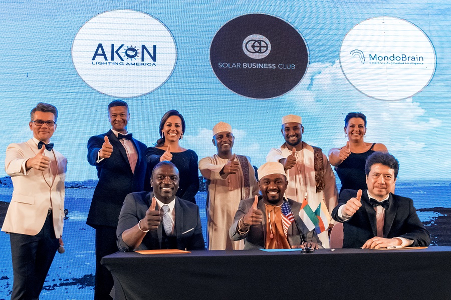 Akon fait appel à l'intelligence artificielle pour développer sa vision de l'énergie verte en Afrique et bien au-delà