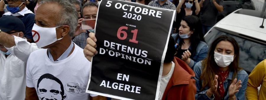 Algérie : un militant du Hirak condamné à 10 ans de prison pour « incitation à l'athéisme »