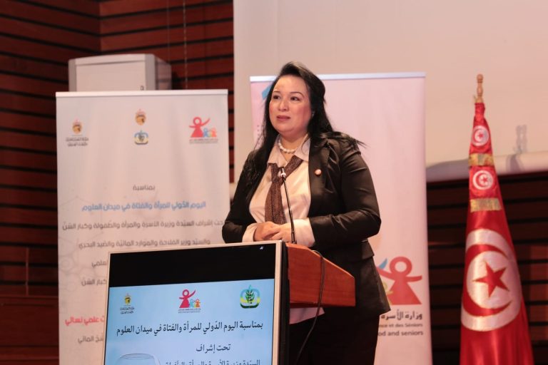  Contribution du  prix de la meilleure recherche féminine  portant sur les changements climatiques au rayonnement des centres de recherches 