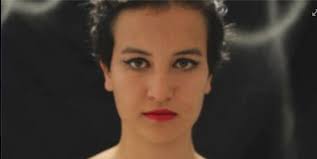     Amina Sbouï en garde à vue pour avoir agressé une femme voilée !