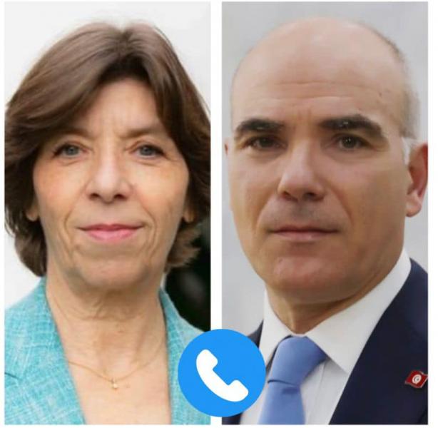 Nabil Ammar s’entretient par téléphone avec son homologue française