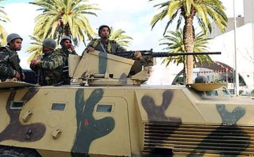 Dhehiba: Les forces de sécurité se retirent, l’armée prend position