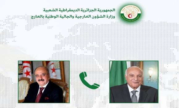 Entretien téléphonique entre les deux ministres algérien et tunisien des AE