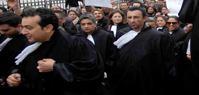 Les avocats décident la grève générale à partir de demain
