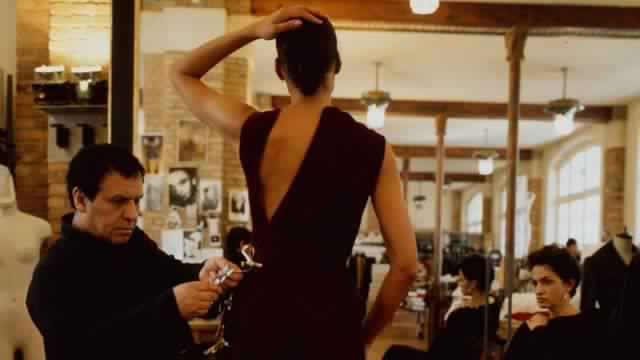 Hommages à Azzedine Alaïa à Paris et à Londres