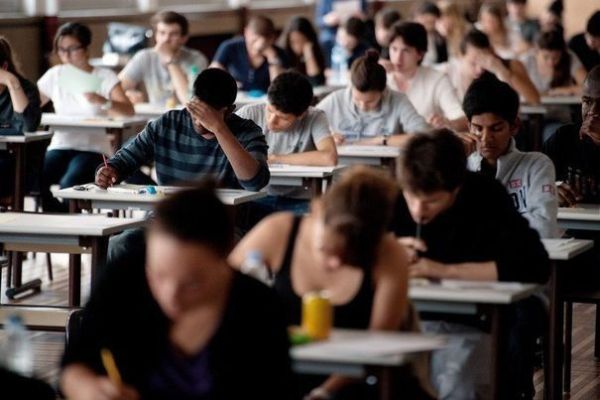 Baccalauréat 2015: C'est parti pour les 133 250 candidats !