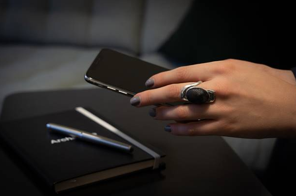 Kaspersky imagine une bague pour protéger notre identité numérique