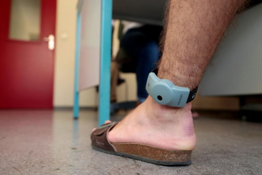Tunisie: Le bracelet électronique va remplacer la peine de prison