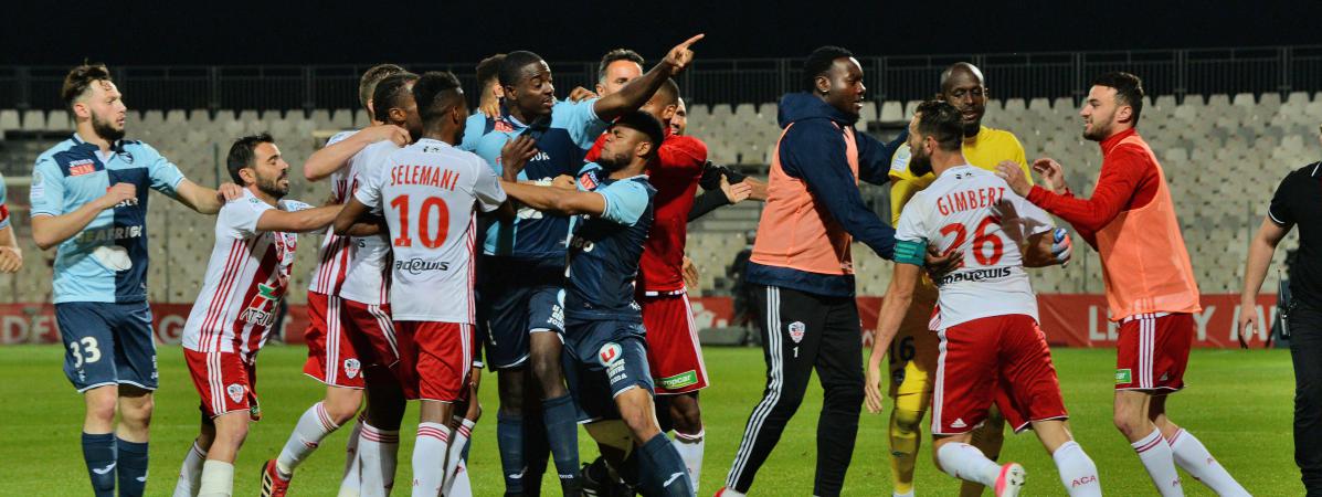 Incidents dans un match barrage, ça ne se passe pas que chez nous