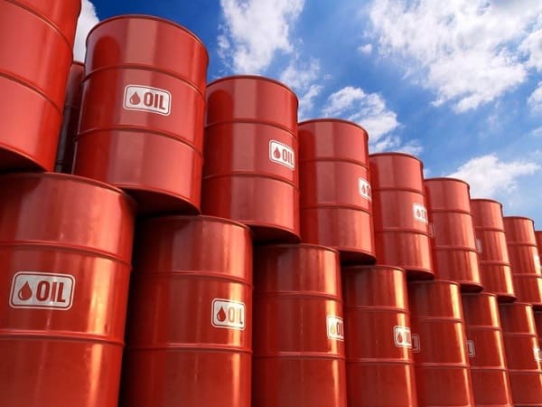 Pétrole: Forte baisse du prix du baril de Brent