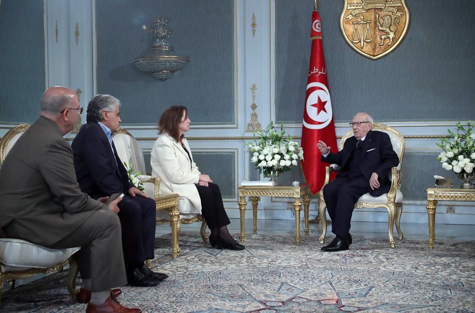  Béji Caïd Essebsi reçoit des membres du collectif de défense de Belaïd et Brahmi   