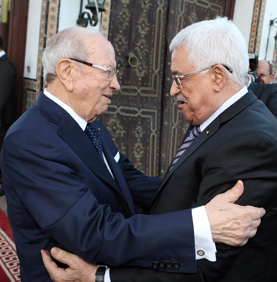 Béji Caïd Essebsi adresse un message au président palestinien Mahmoud Abbas
