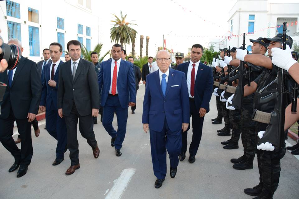 BCE et Hédi Majdoub partagent un repas d’Iftar avec les unités d’intervention de Bouchoucha