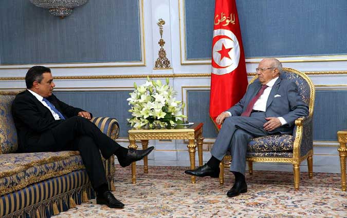  Mehdi Jomâa au Palais de Carthage